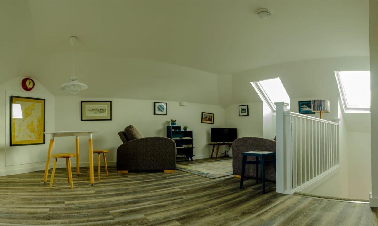 The Walk-Up Apartment Portree Bagian luar foto
