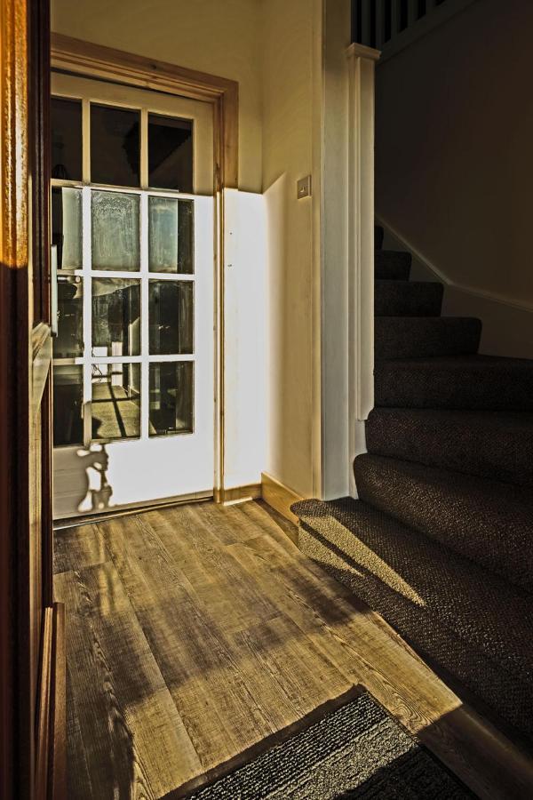 The Walk-Up Apartment Portree Bagian luar foto