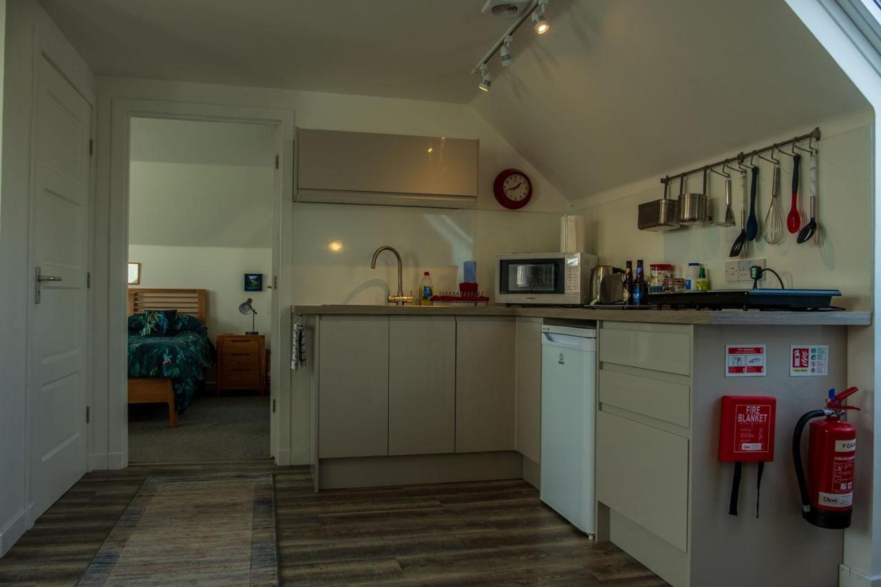 The Walk-Up Apartment Portree Bagian luar foto